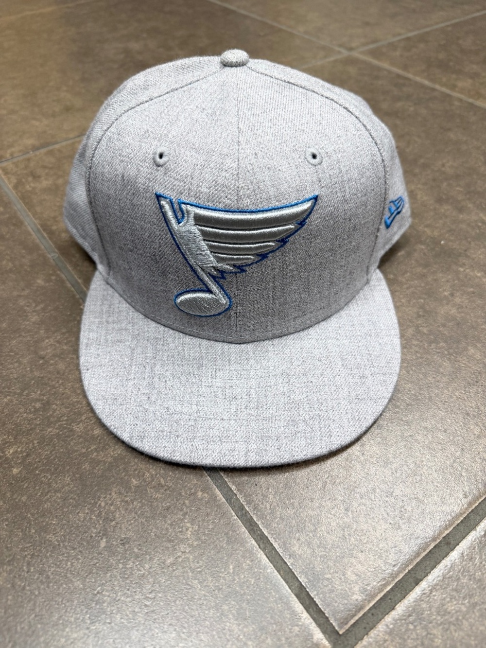 New Era St Louis Blues Fitted Hat - Size 8